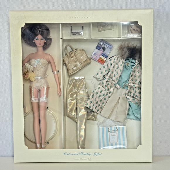Barbie Fashion Model Continental Holiday Giftset Silkstone 2001 #55497 NIB NRFB - Picture 1 of 14
